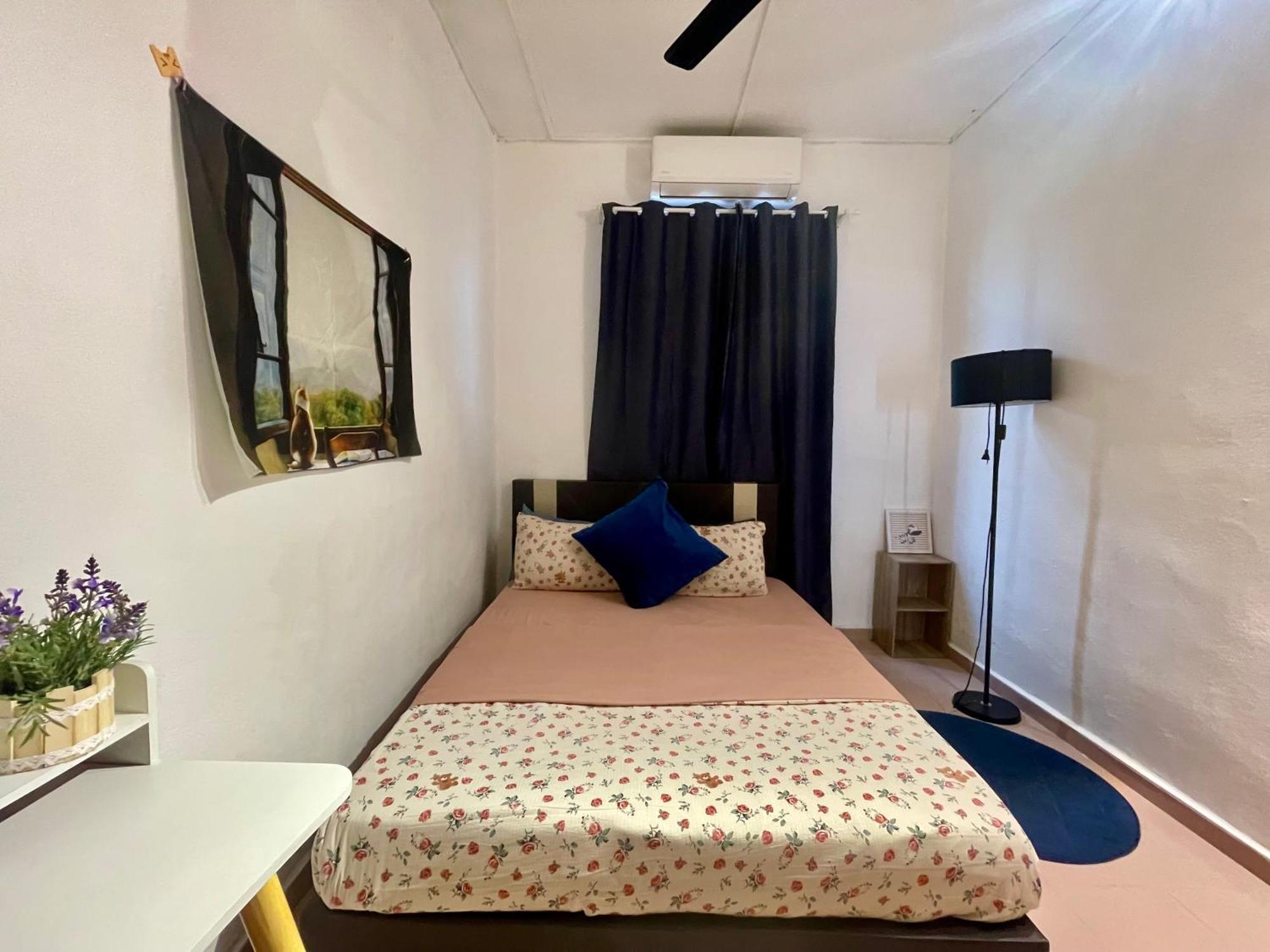 Cozy 255 Entire 3 Bedroom House At Alma ブキッ・ムルタジャム エクステリア 写真