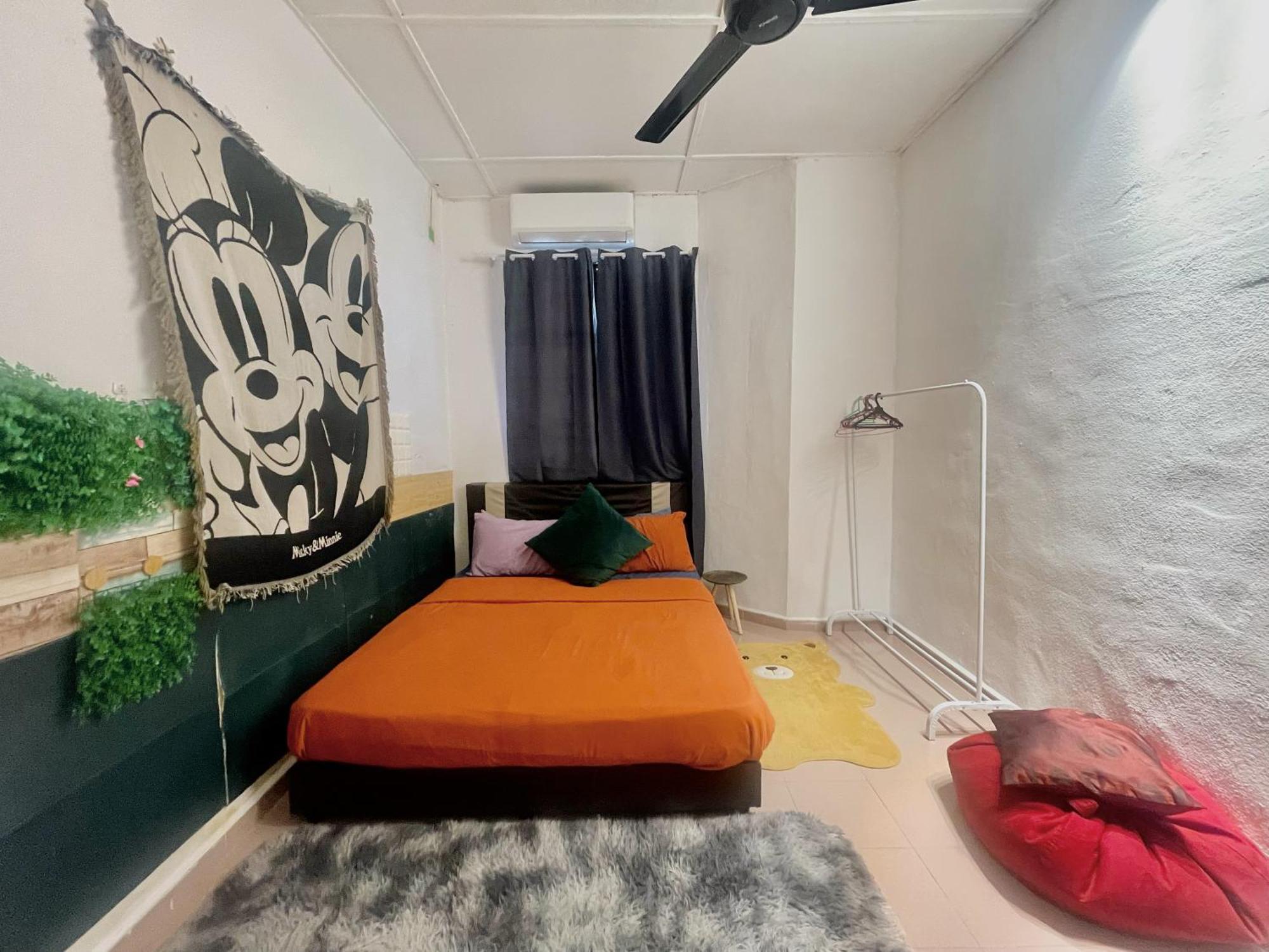 Cozy 255 Entire 3 Bedroom House At Alma ブキッ・ムルタジャム エクステリア 写真