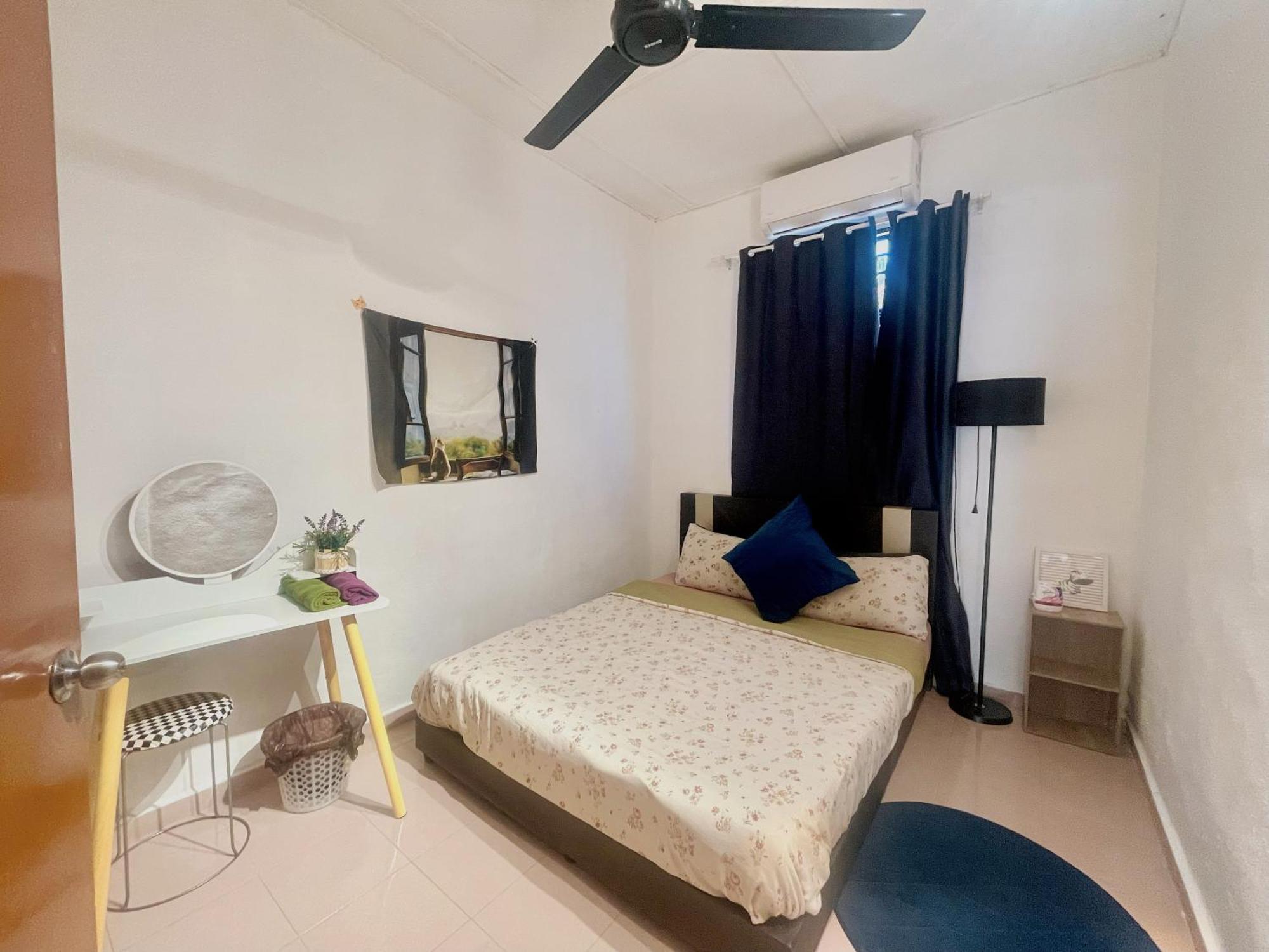 Cozy 255 Entire 3 Bedroom House At Alma ブキッ・ムルタジャム エクステリア 写真